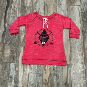 Women’s sz small Petite 4/5 3/4 sleeve Chicago Blackhawks pullover lace up neck